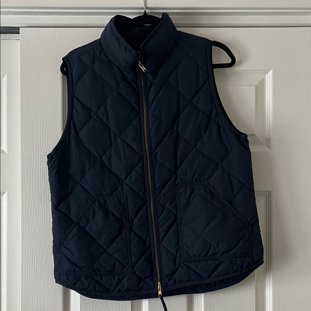 J. Crew Navy Quilted Vest - size Large